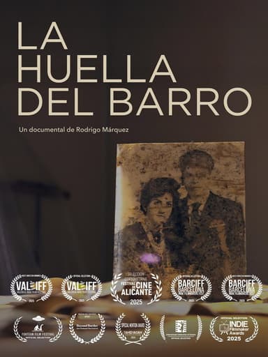 La huella del barro poster