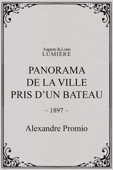 Panorama de la ville pris d’un bateau poster