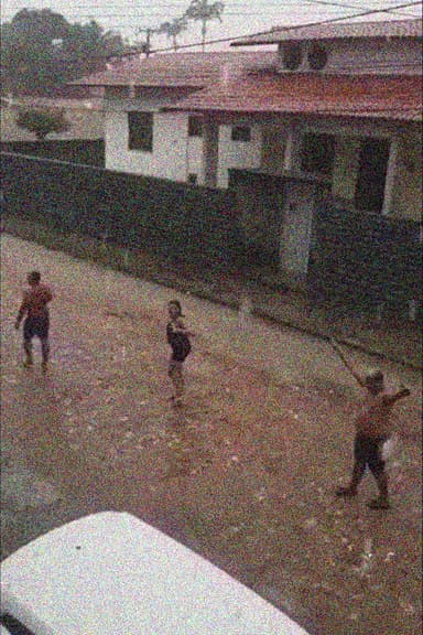 Como as primeiras chuvas de caju poster