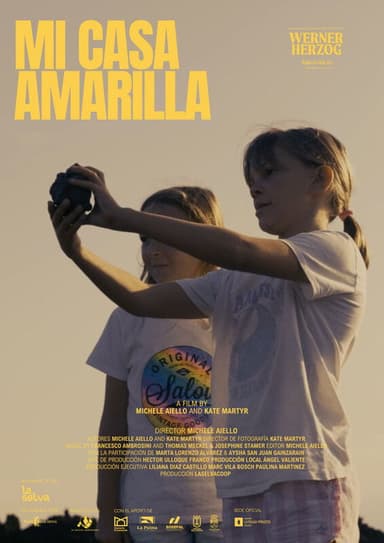 Mi casa amarilla poster