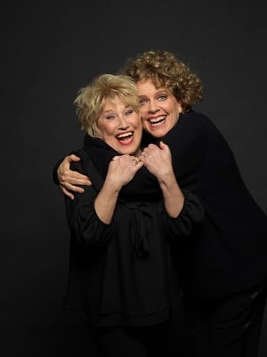 Jenny Arean & Brigitte Kaandorp: Gedeelde Smart poster