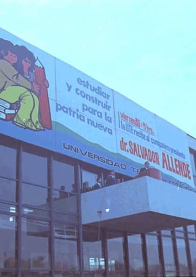 Compromiso con Chile poster