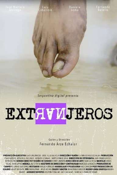 Extranjeros poster