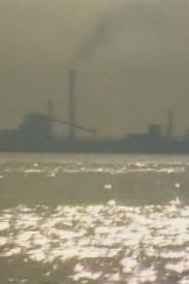 Porto Marghera, il lavoro contro la vita poster
