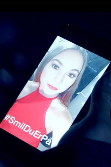 Smil, du er på poster